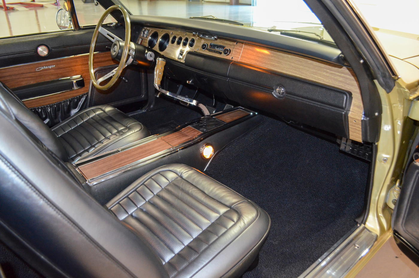 1970 Dodge Charger R/T SE 440 Six Pack