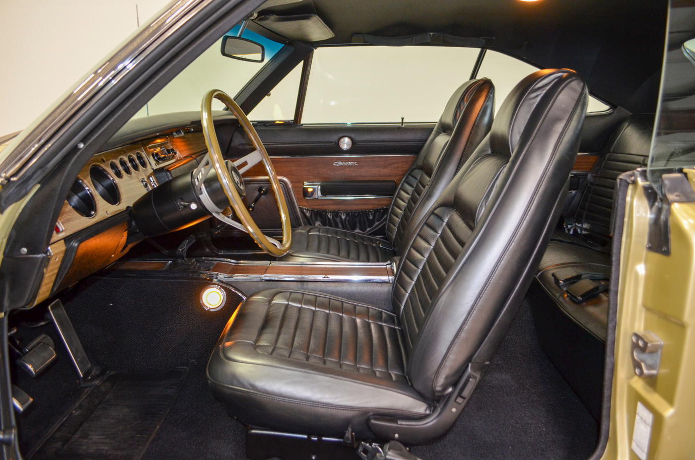 1970 Dodge Charger R/T SE 440 Six Pack